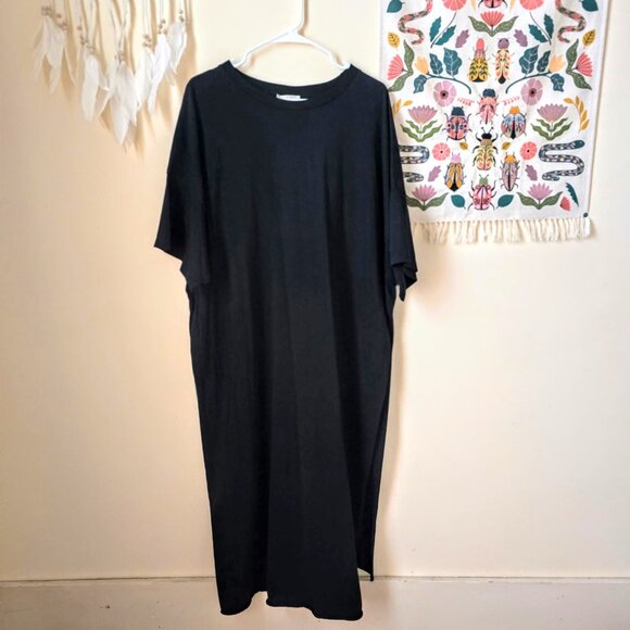 Comfy Long Black T Shirt Dress - Picture 2 of 3